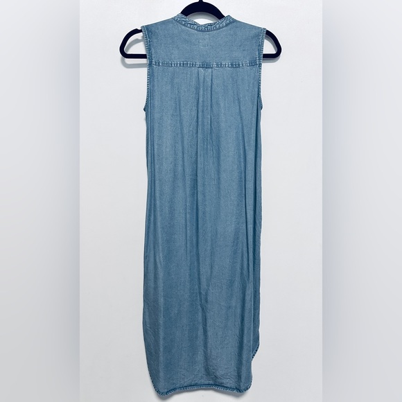 Gap Sleeveless Denim Dress - Picture 4 of 6
